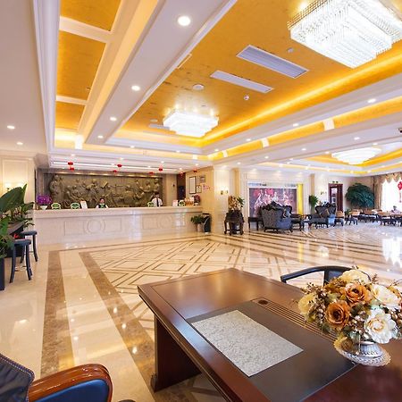 Vienna Hotel Jinshan New City Wanda Plaza Exterior photo